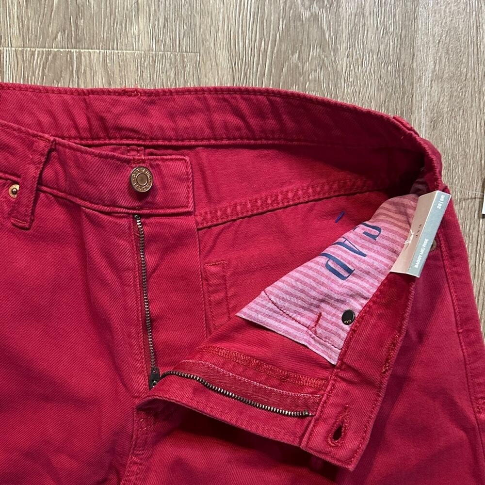 NWT Gap Mid Rise Baggy Wide-Leg Jeans Red Size: 28 - Picture 4 of 7